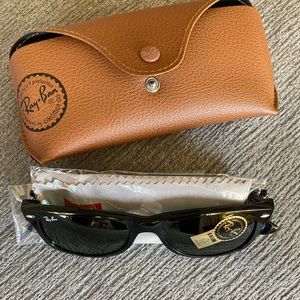 Brand new (still in box) Ray Ban Wayfarer Classic!